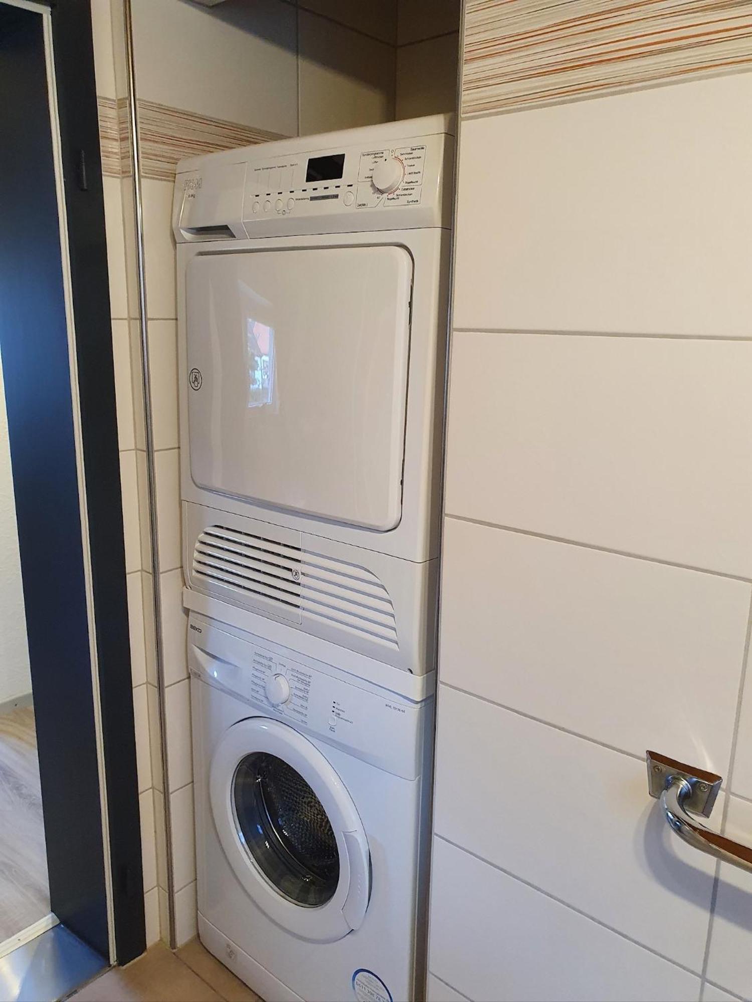 Appartement Schoene Ferien- Monteurswohnung - Ruhig Und Malerisch Gelegen Hofgeismar